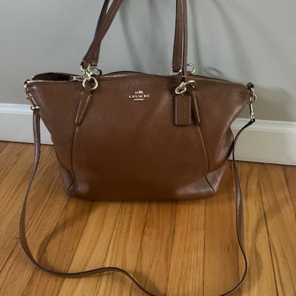 COACH Kelsey Pebble Leather Satchel Crossbody bag - Picture 2 of 9